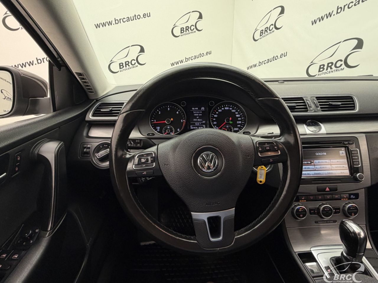 Volkswagen Passat | 26