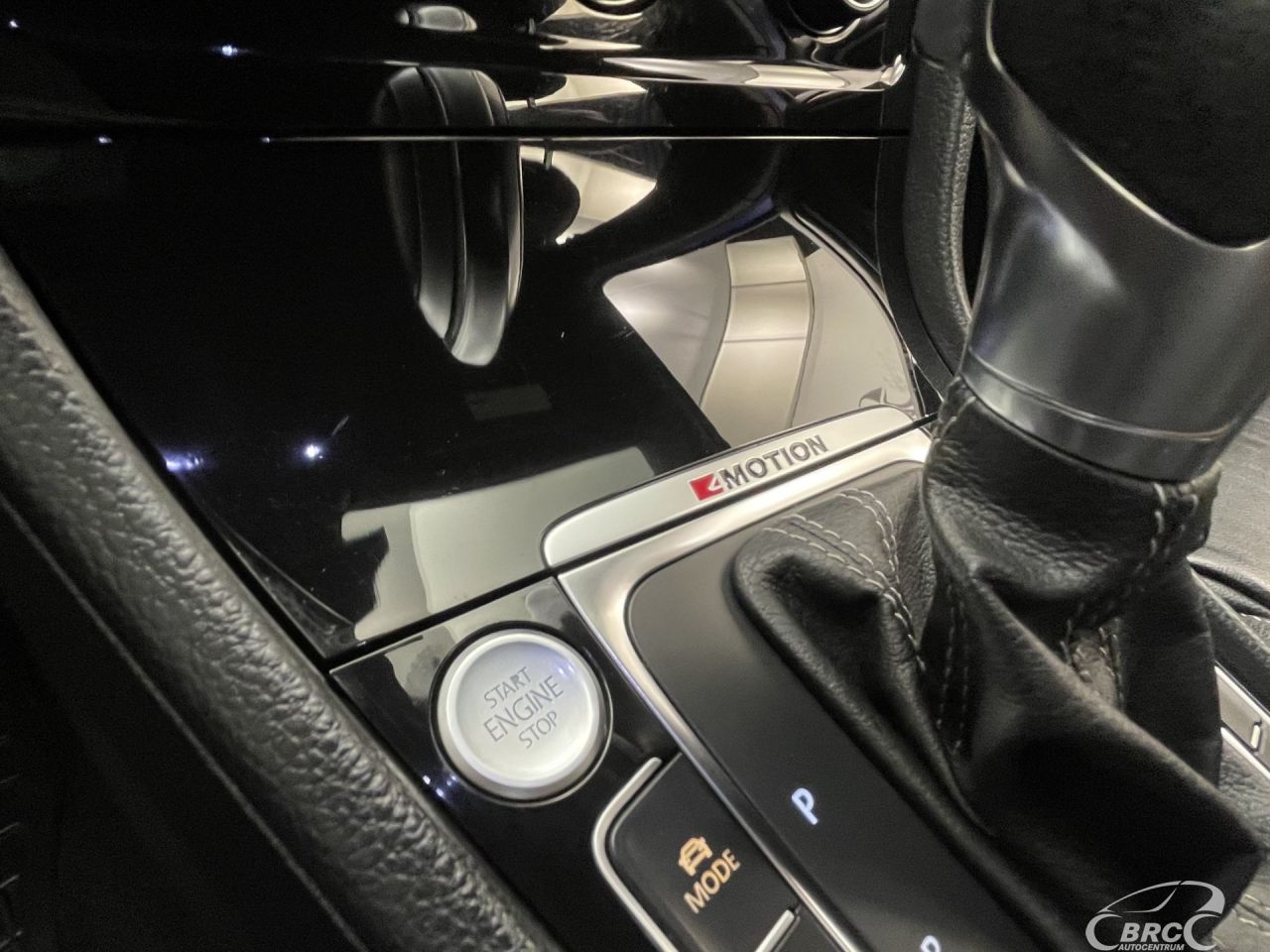 Volkswagen Golf | 28