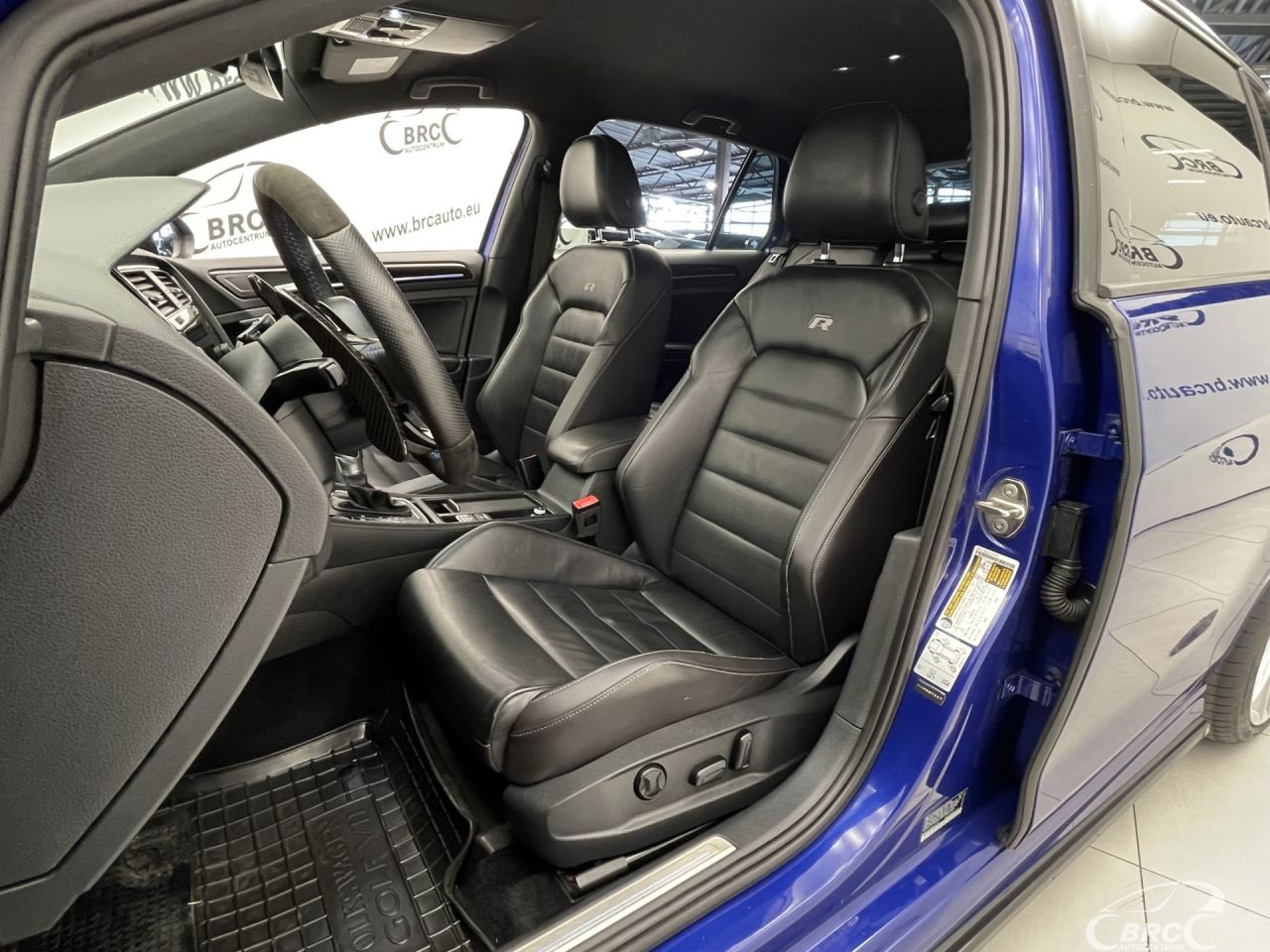 Volkswagen Golf | 23