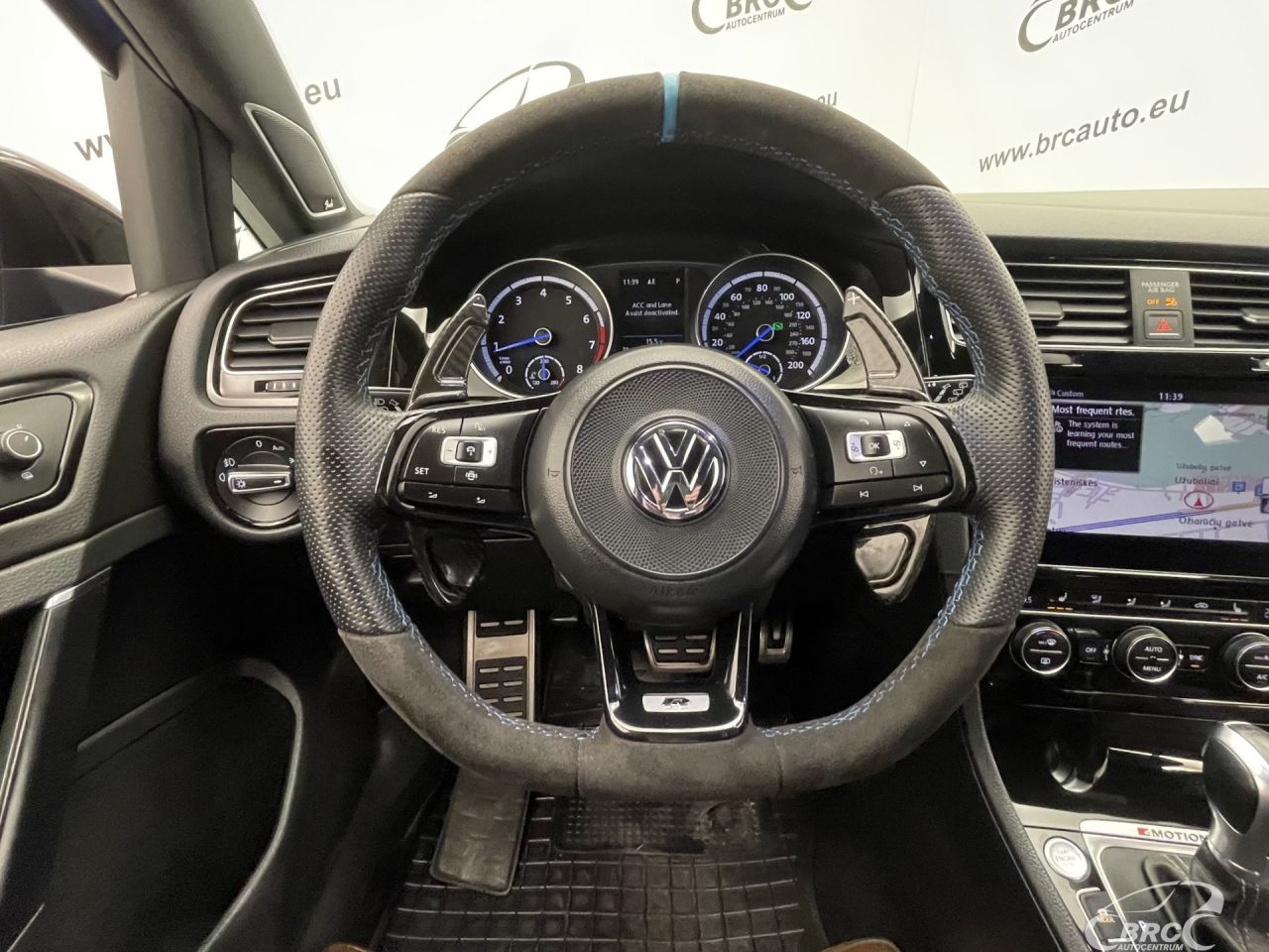 Volkswagen Golf | 31