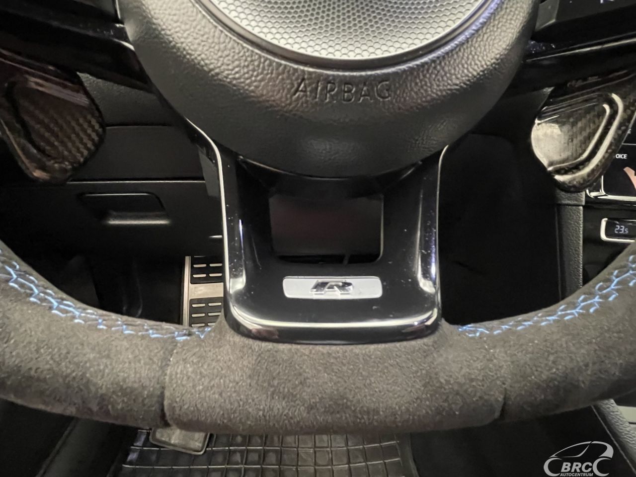 Volkswagen Golf | 34