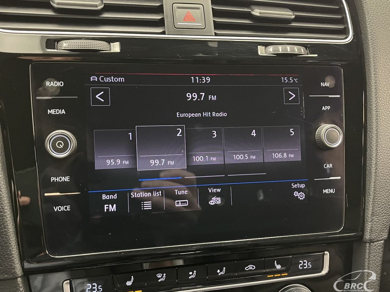 Volkswagen Golf | 39