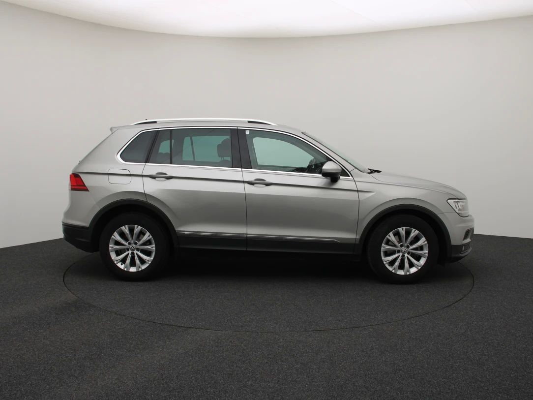 Volkswagen Tiguan | 8