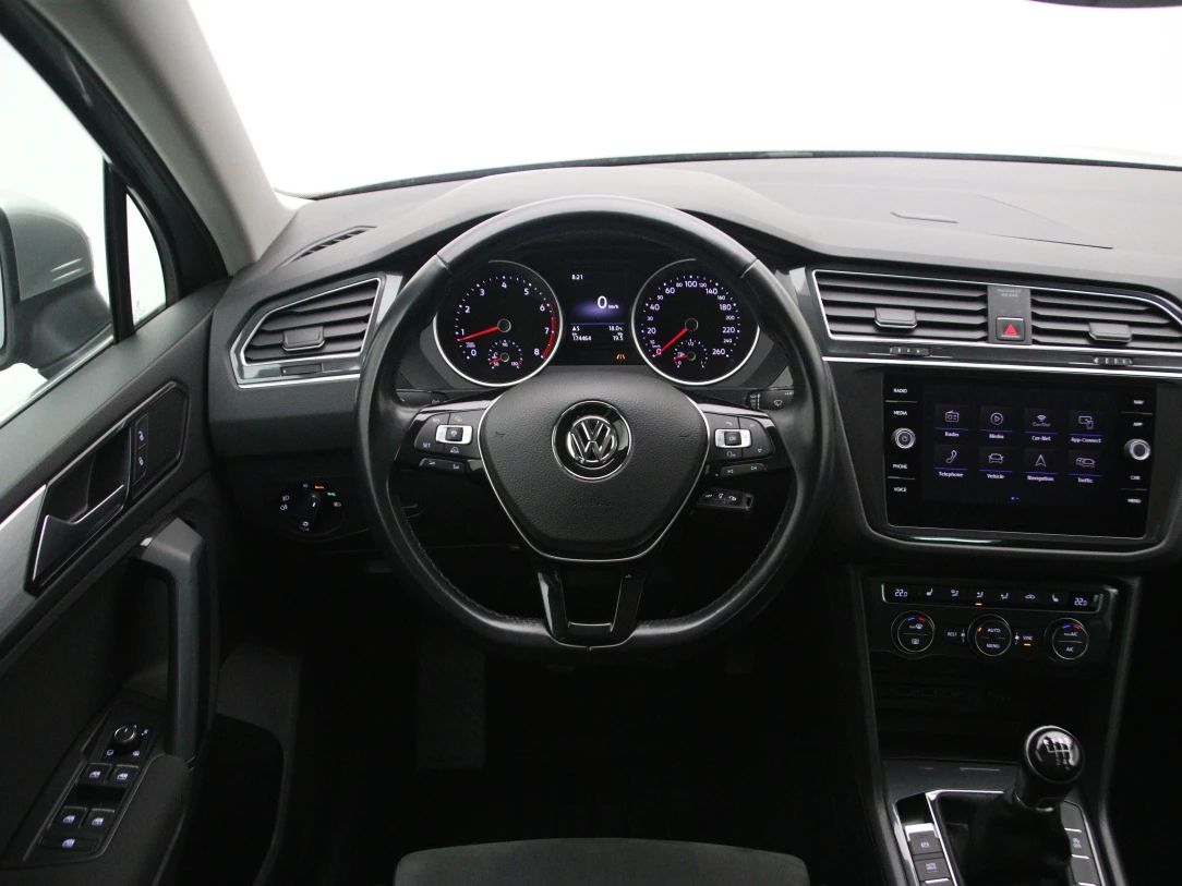 Volkswagen Tiguan | 16