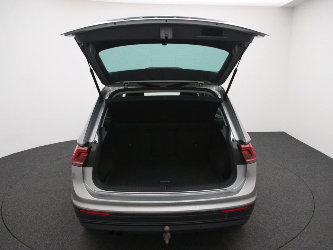 Volkswagen Tiguan | 37