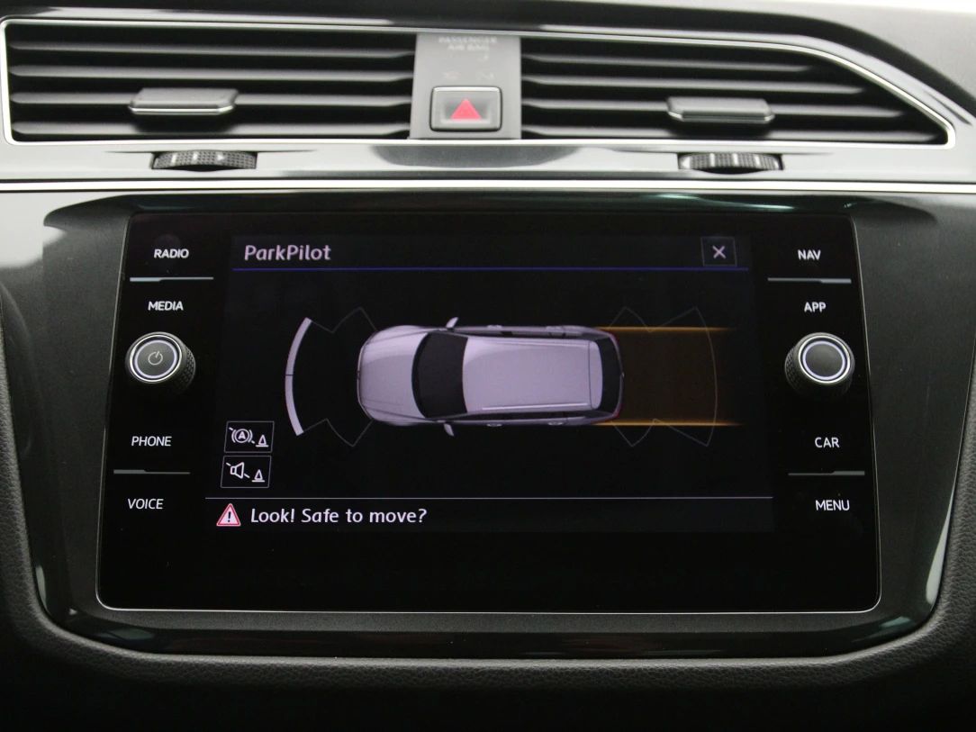 Volkswagen Tiguan | 23