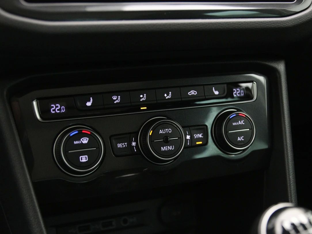 Volkswagen Tiguan | 19