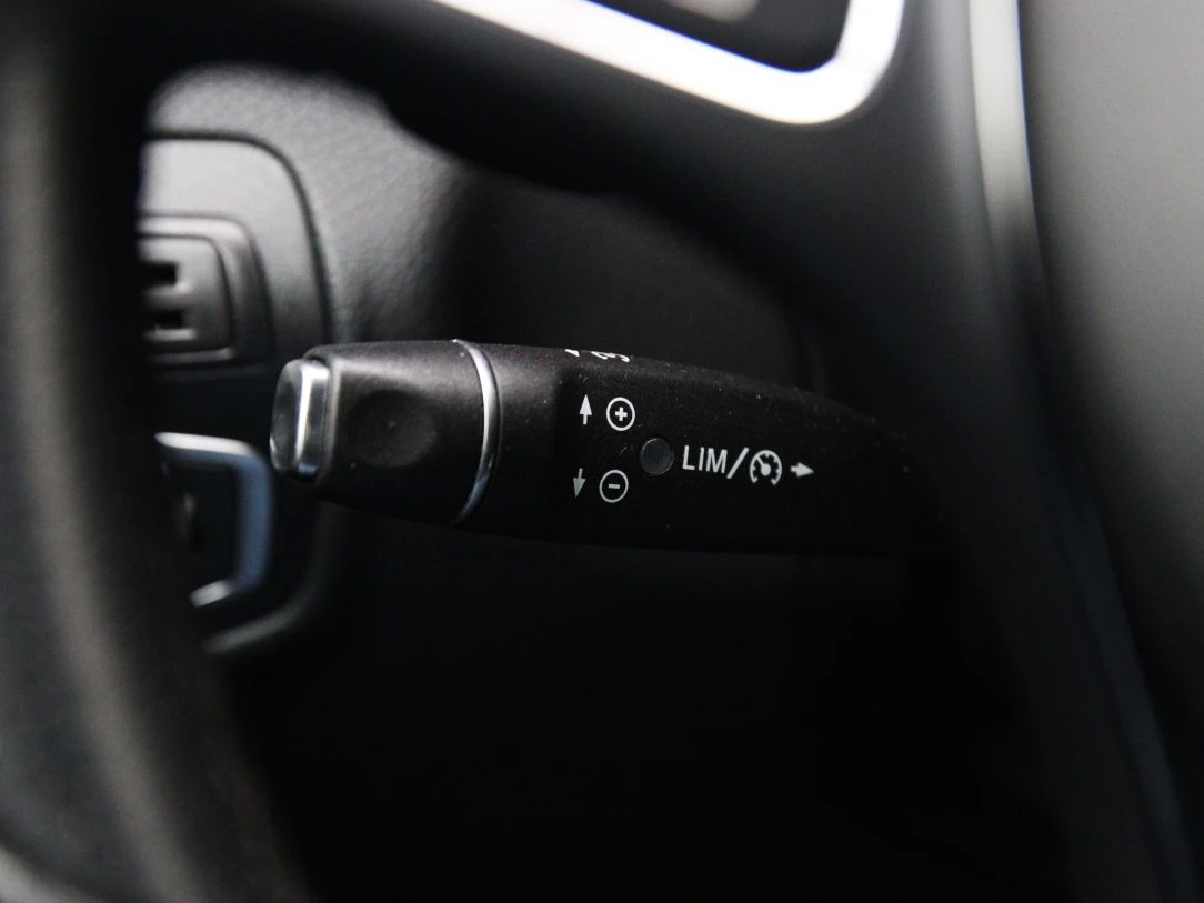 Mercedes-Benz GLC250 | 29