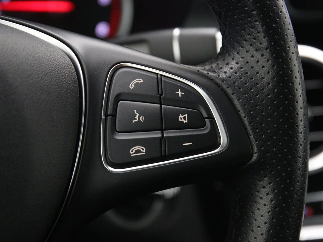 Mercedes-Benz GLC250 | 28