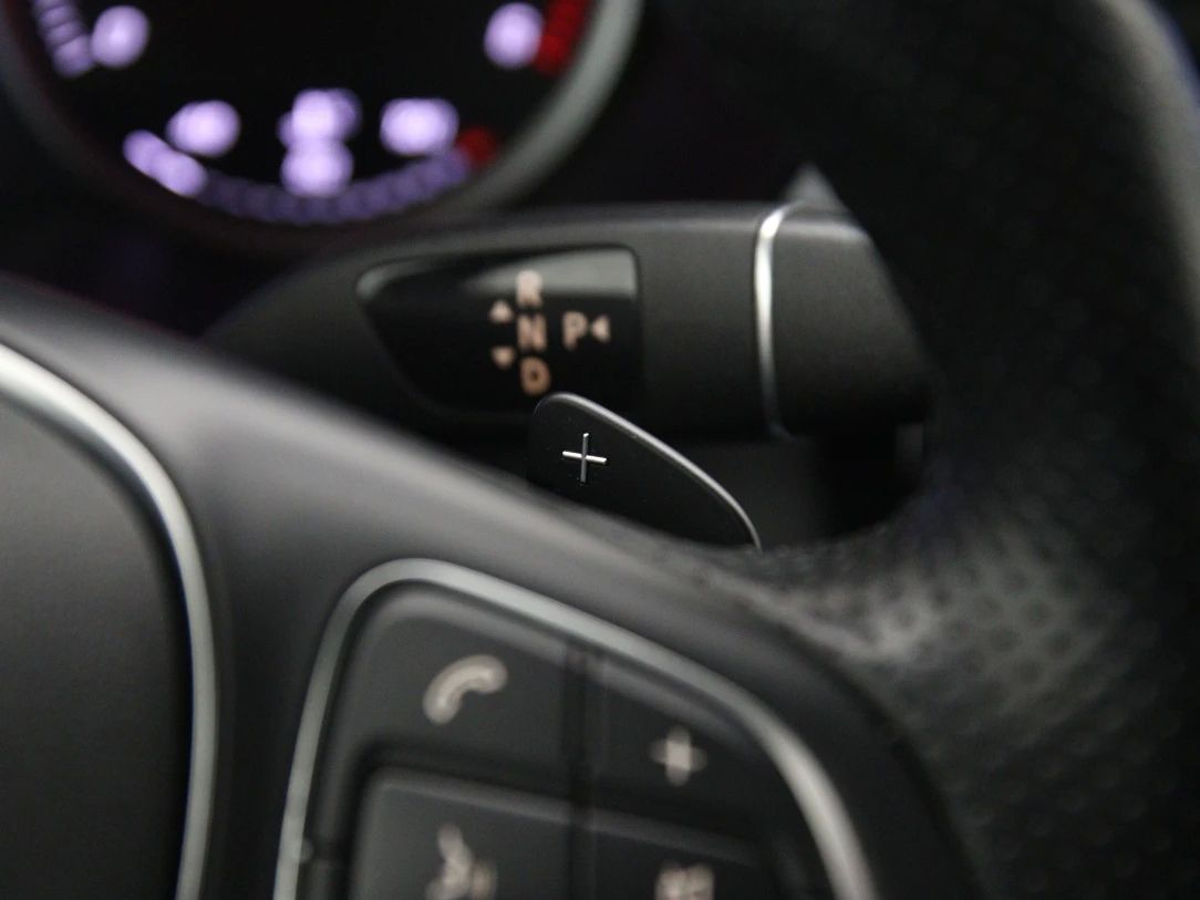 Mercedes-Benz GLC250 | 27