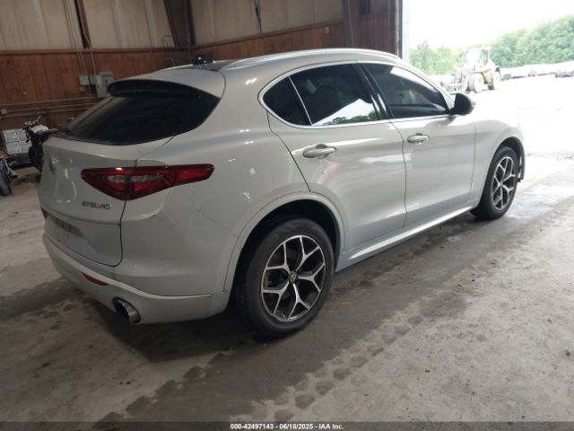 Alfa Romeo Stelvio | 3
