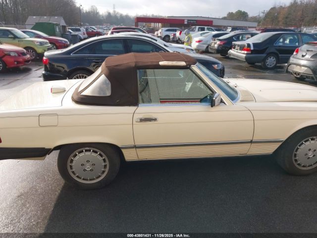 Mercedes-Benz SL560 | 12