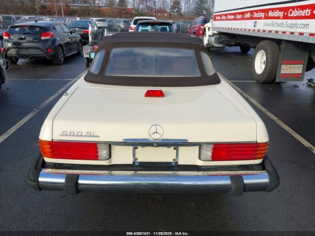 Mercedes-Benz SL560 | 15