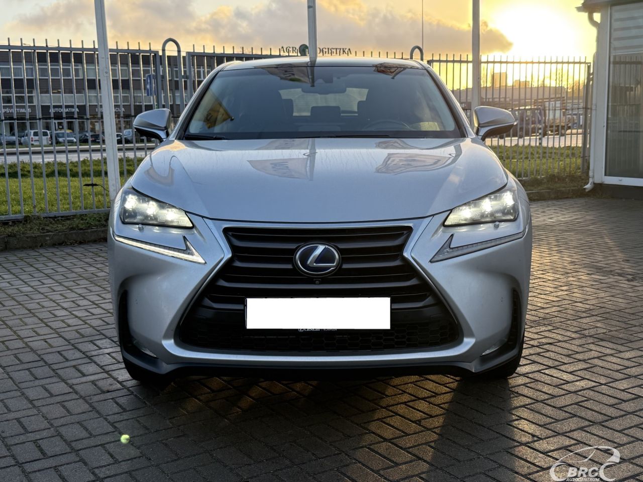 Lexus NX 300h | 36
