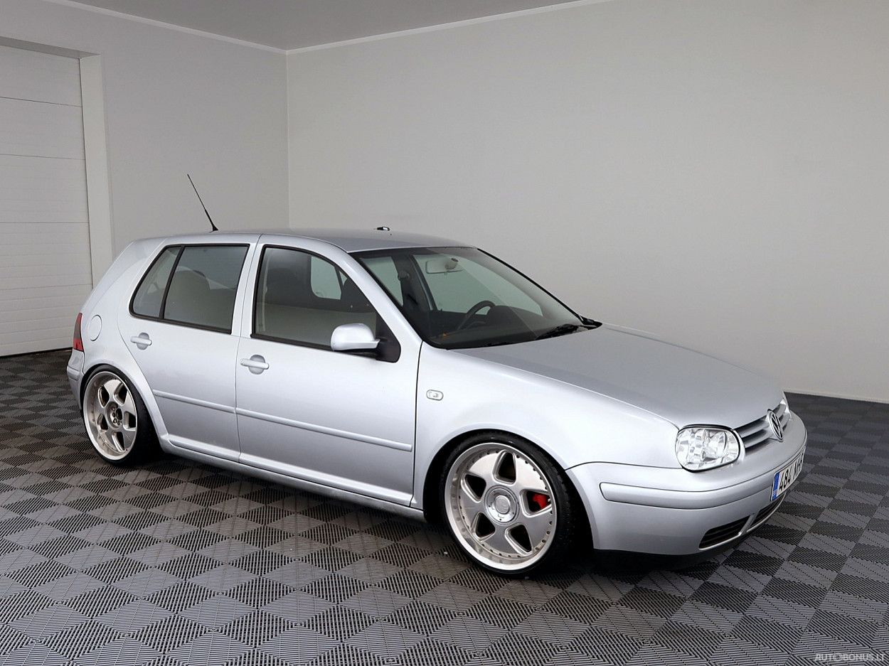 Volkswagen Golf, 2.0 l., hečbekas