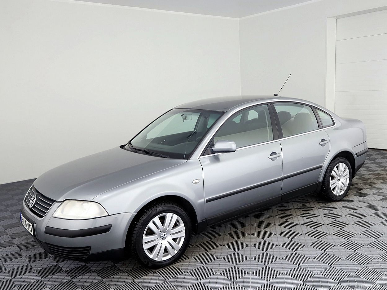 Volkswagen Passat | 1