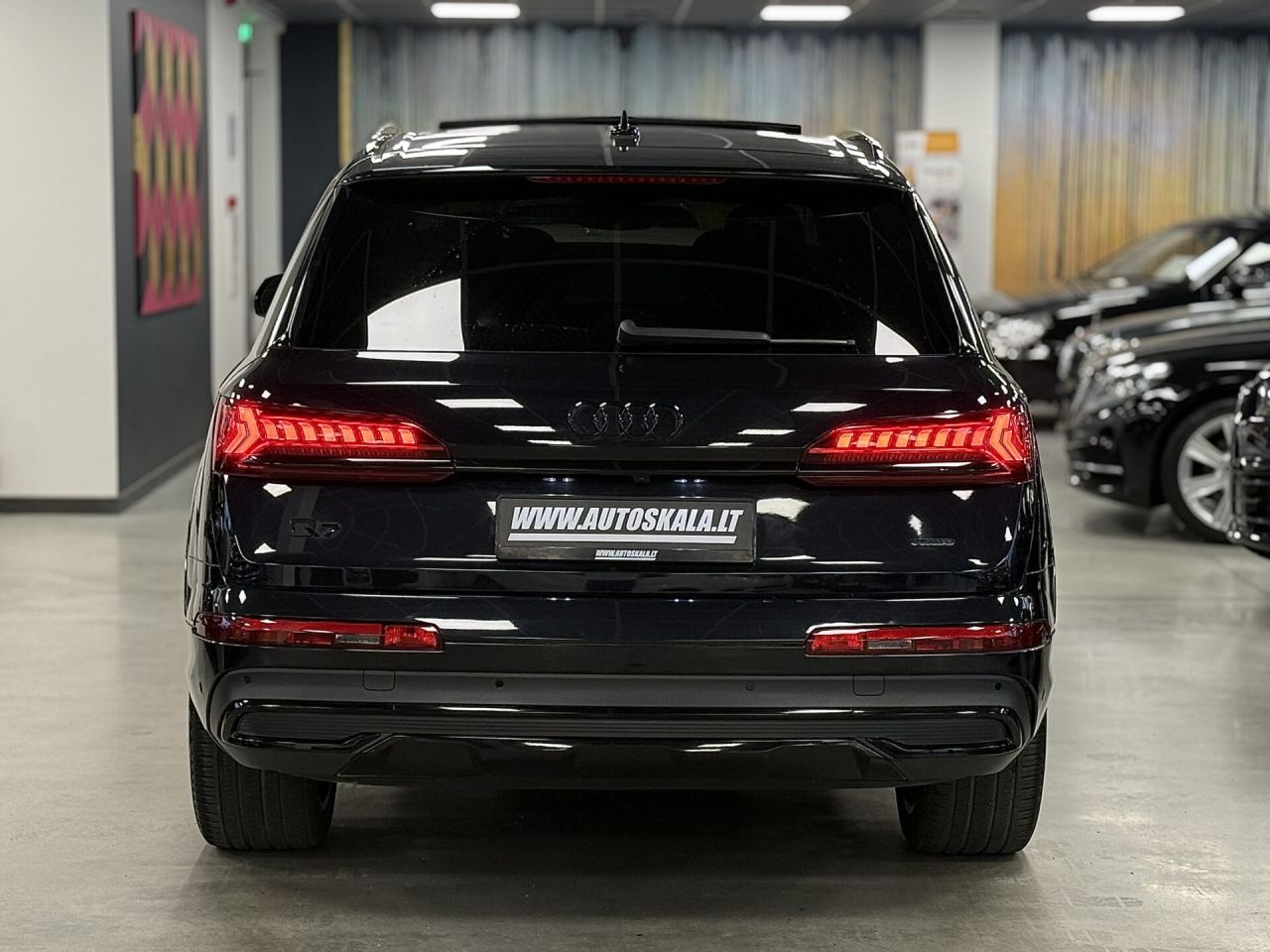 Audi Q7 | 22