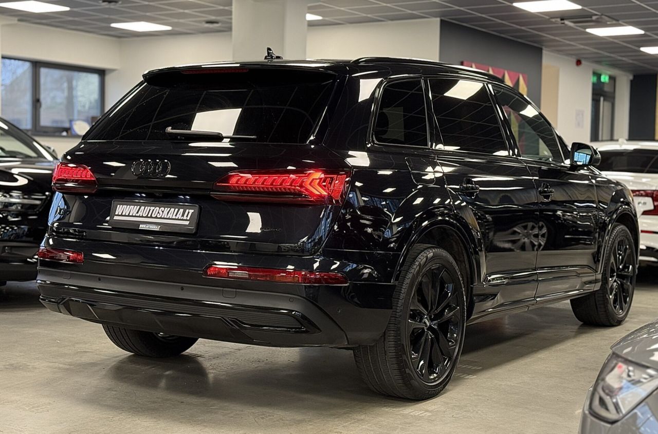 Audi Q7 | 29
