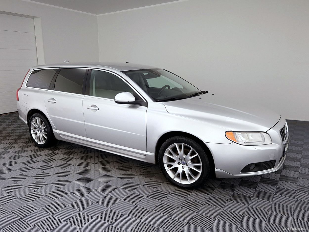 Volvo V70, 2.0 l., universalas