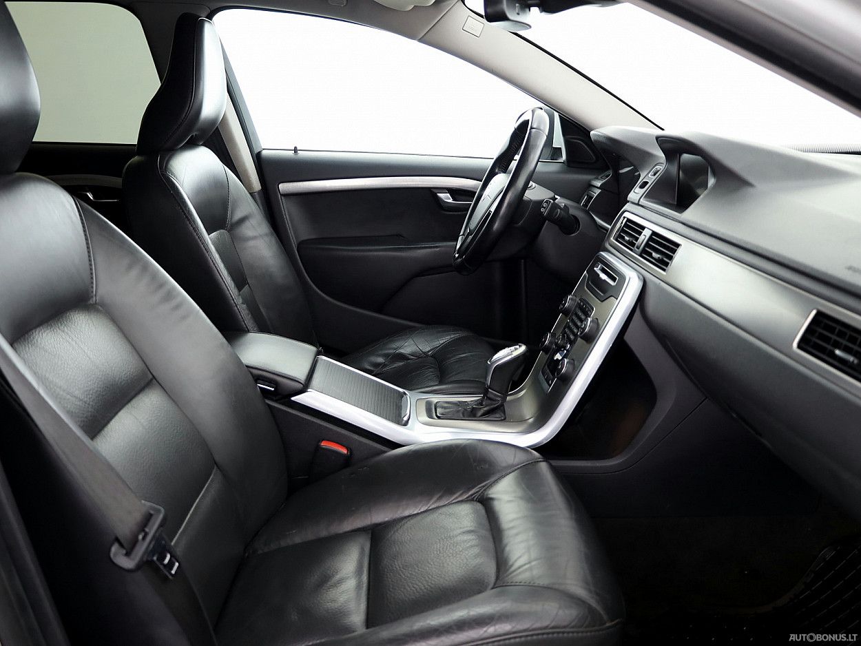 Volvo V70 | 5