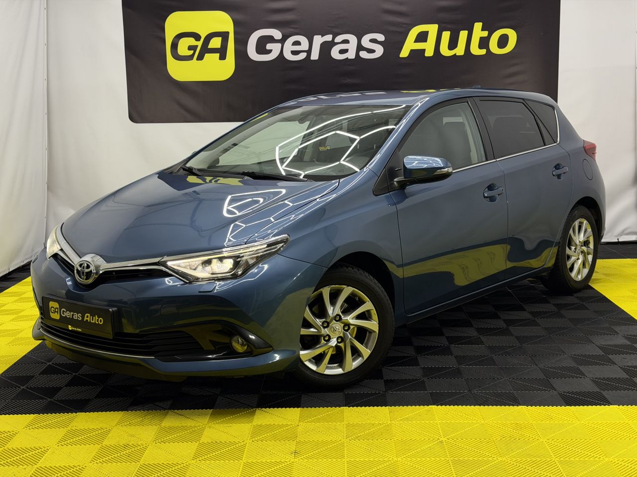 Toyota Auris, hečbekas