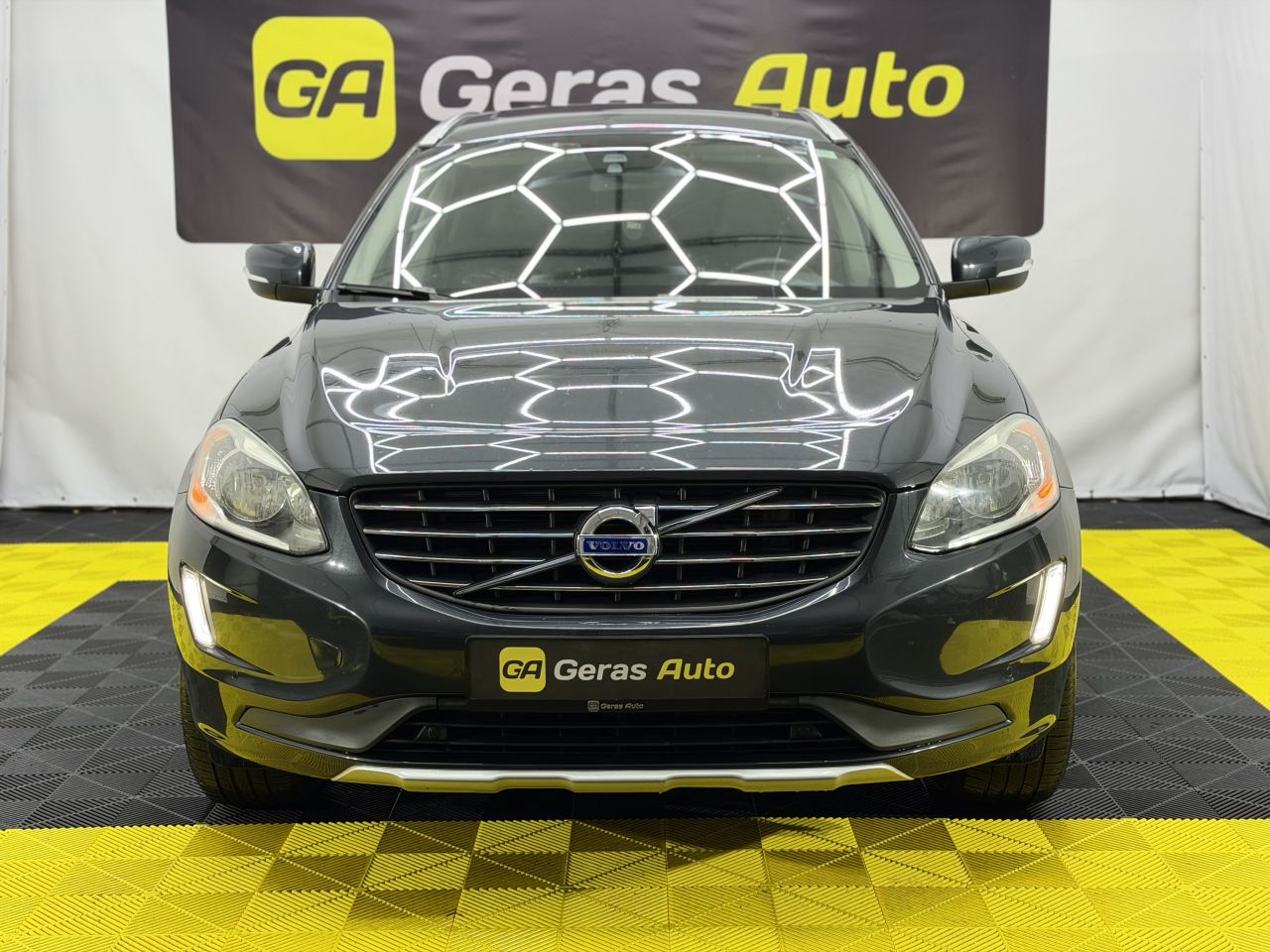 Volvo XC60 | 1