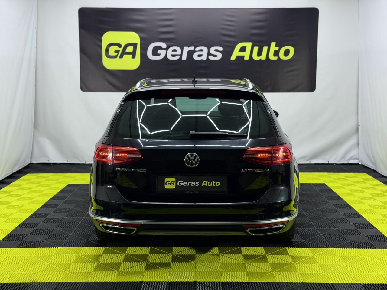 Volkswagen Passat | 4