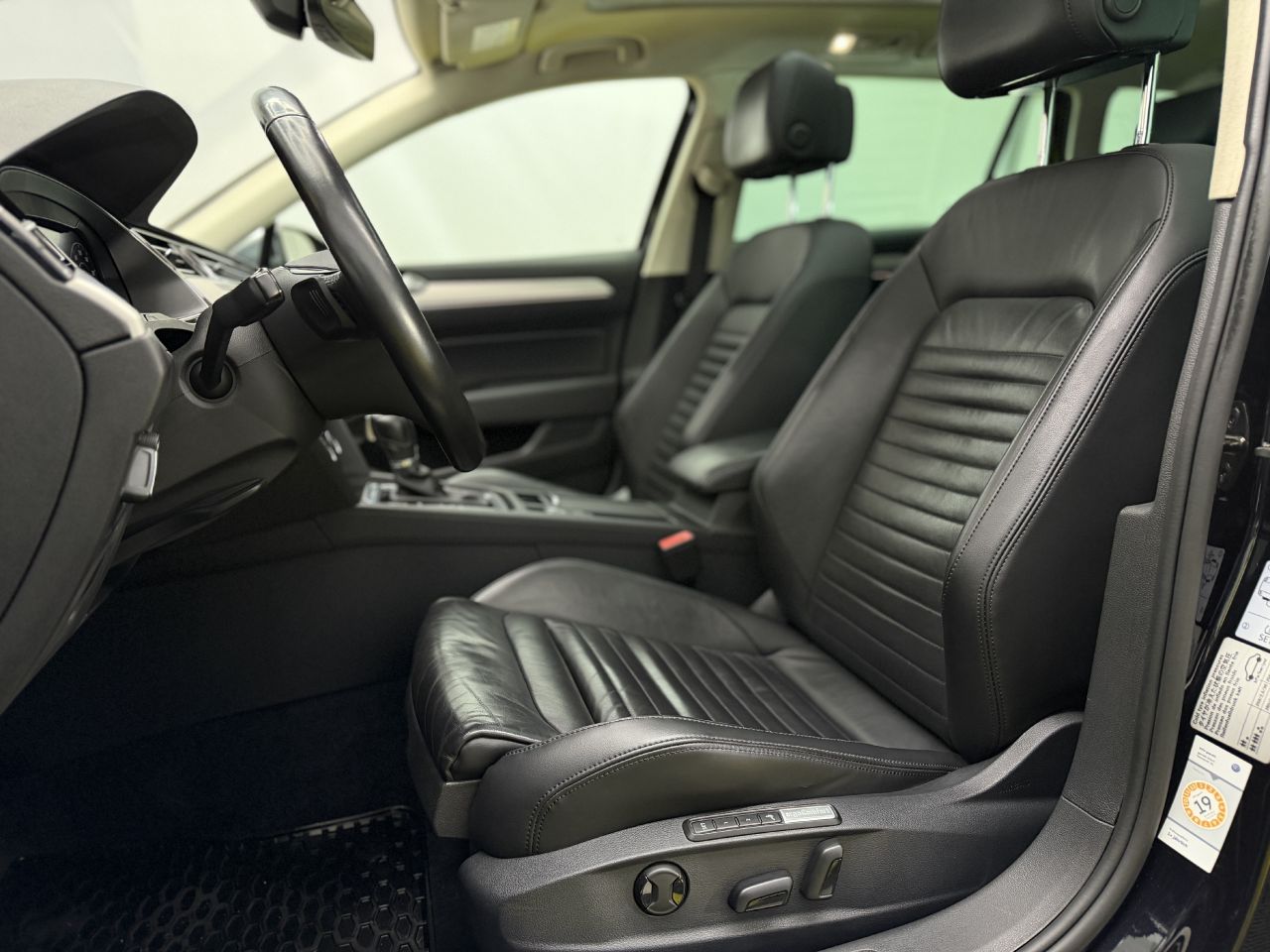 Volkswagen Passat | 9