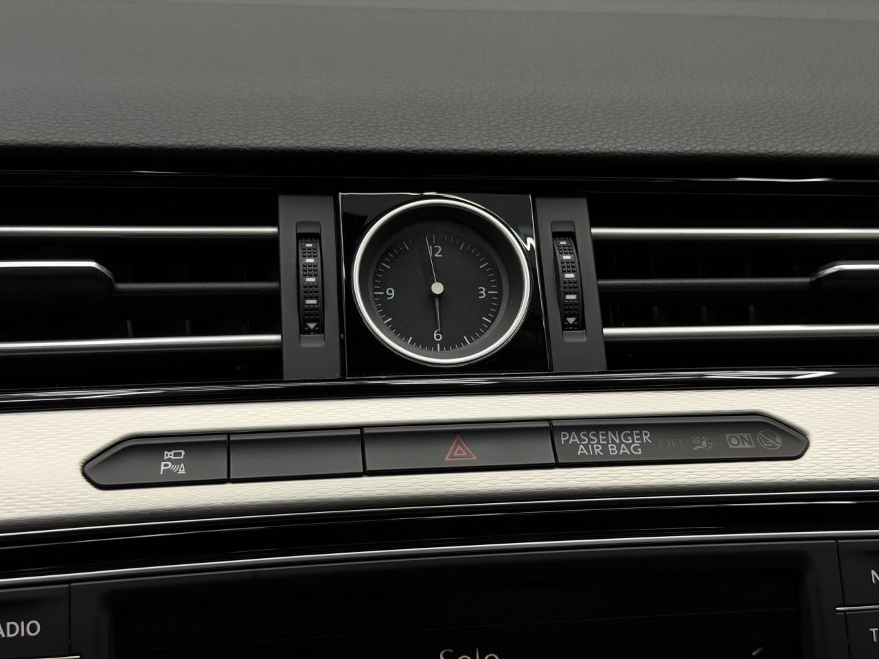 Volkswagen Passat | 24