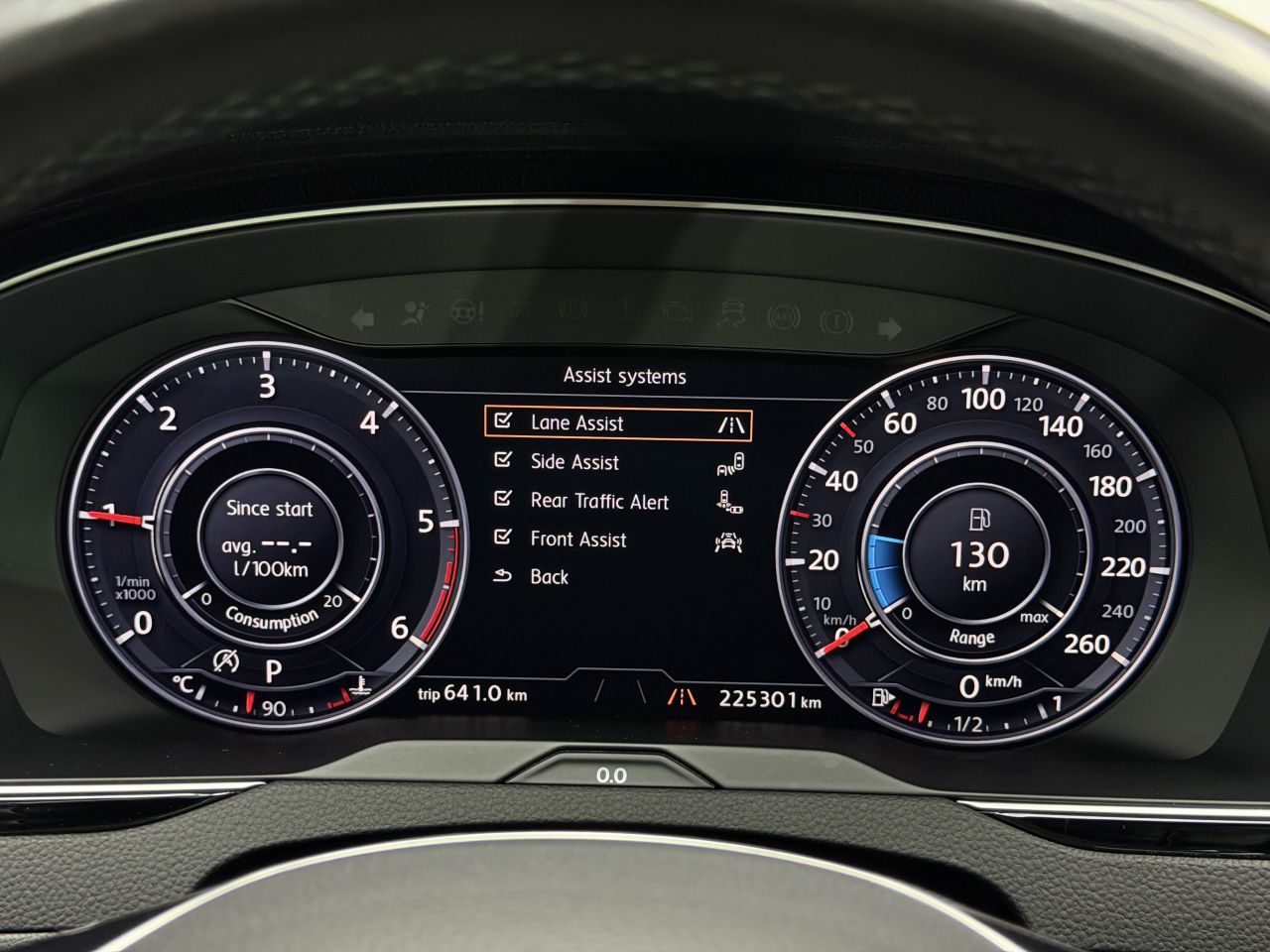 Volkswagen Passat | 28