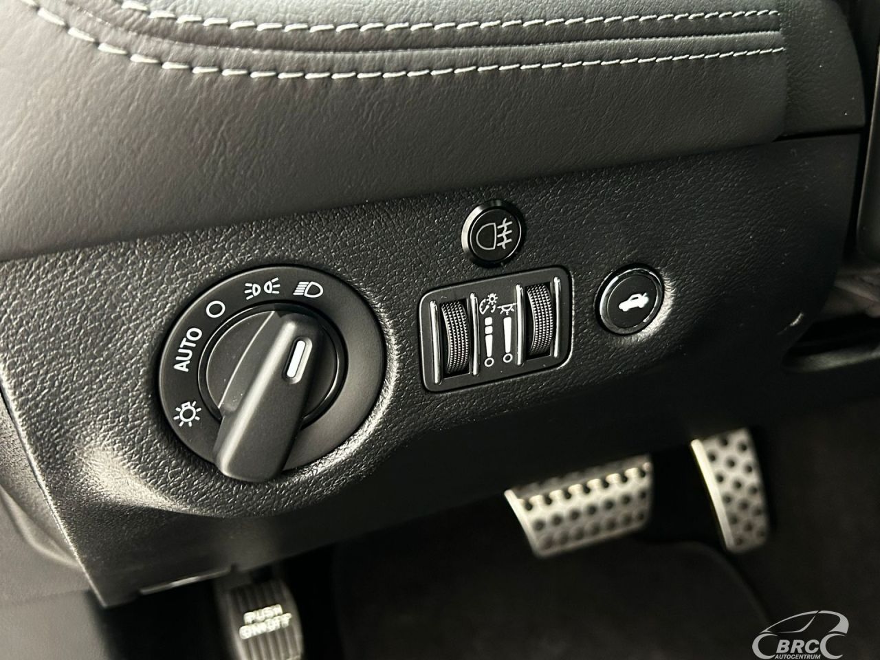 Dodge Challenger | 22