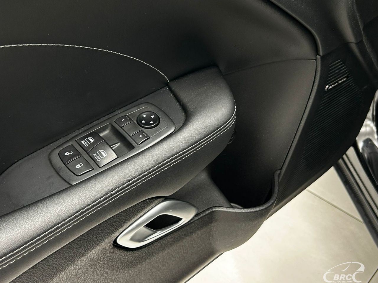 Dodge Challenger | 23