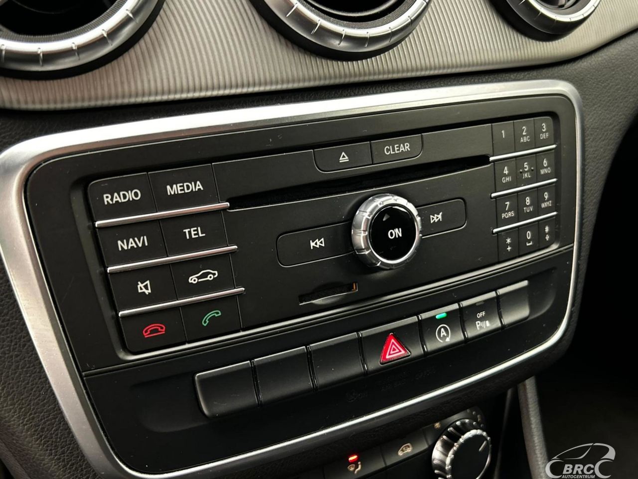Mercedes-Benz CLA180 | 8