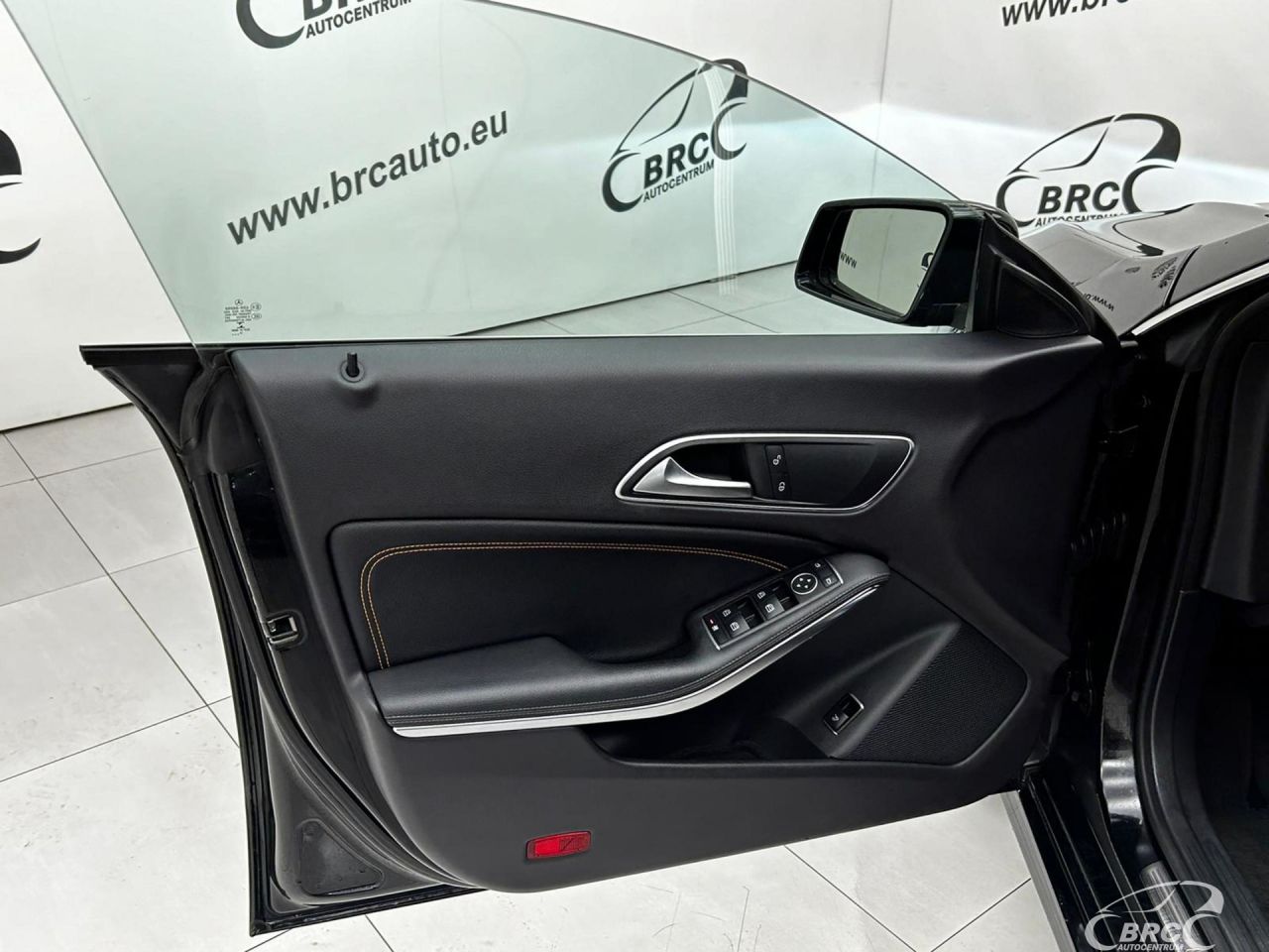 Mercedes-Benz CLA180 | 18