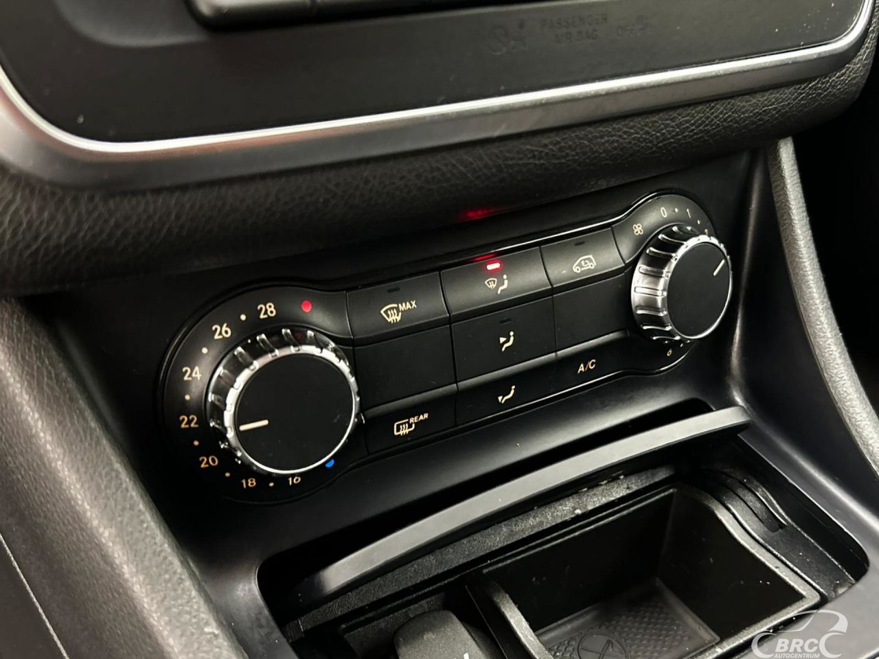 Mercedes-Benz CLA180 | 17