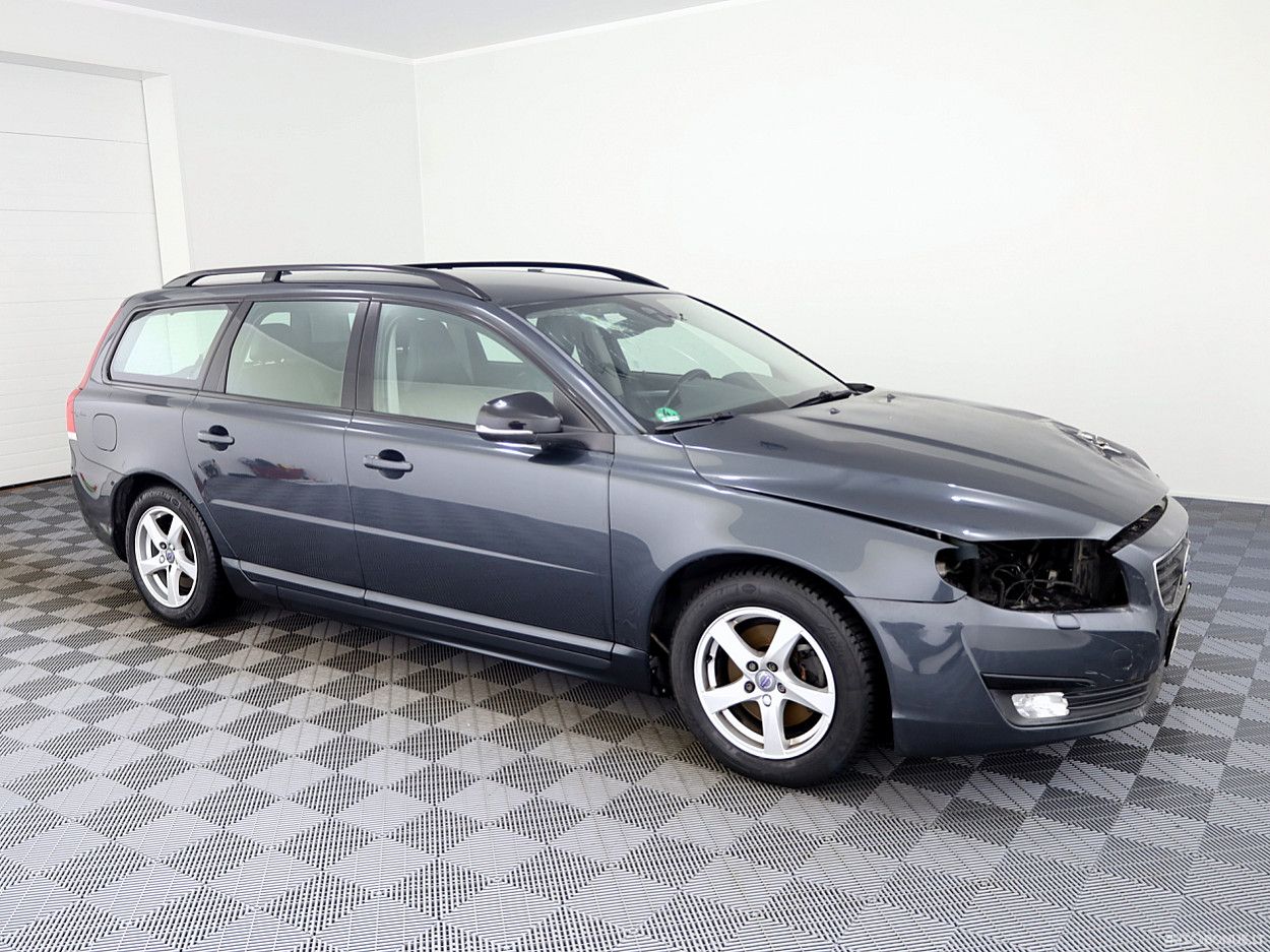 Volvo V70, 2.0 l., Универсал