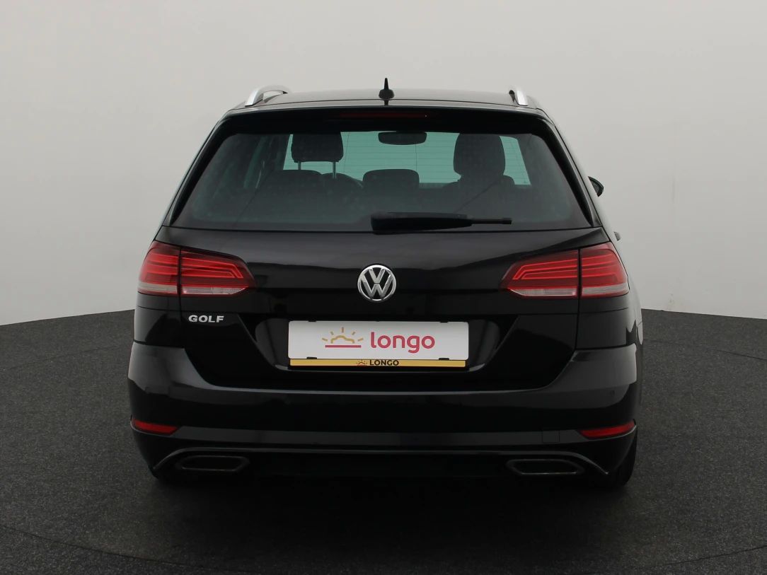 Volkswagen Golf | 4