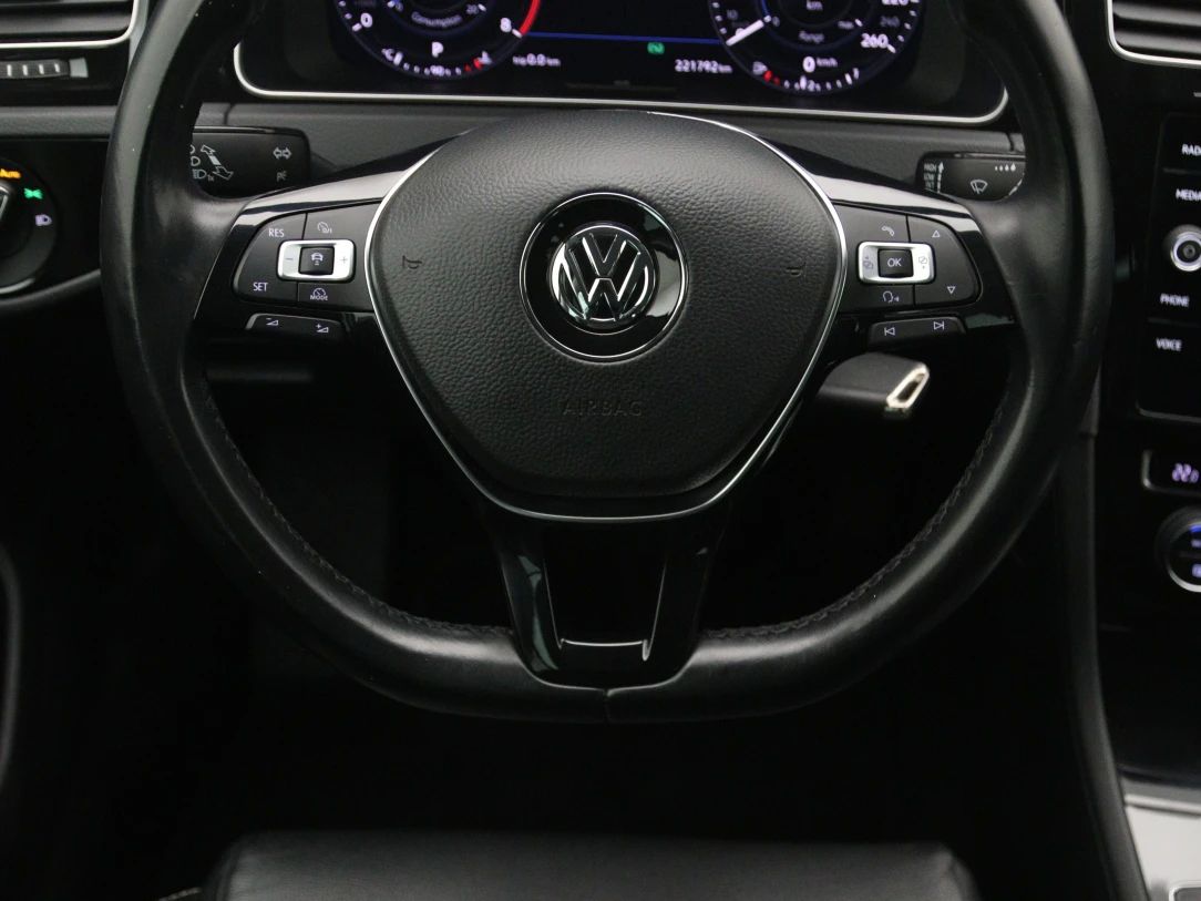 Volkswagen Golf | 17