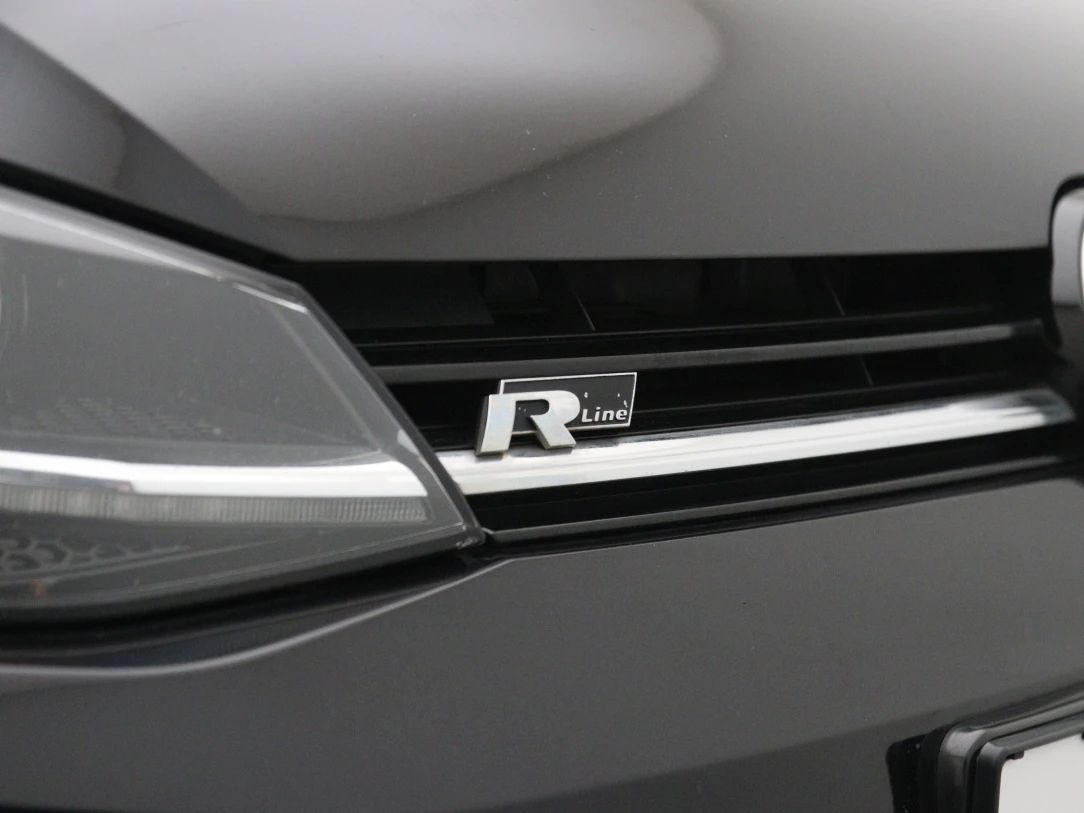 Volkswagen Golf | 35