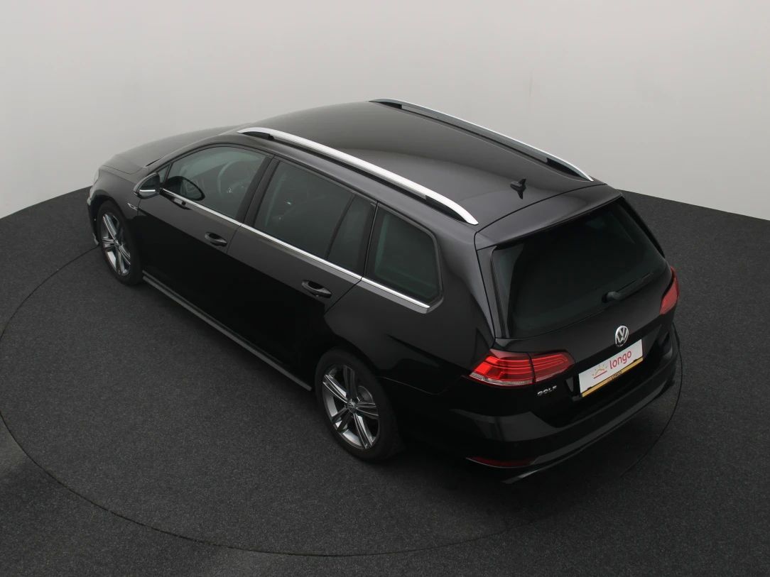 Volkswagen Golf | 11