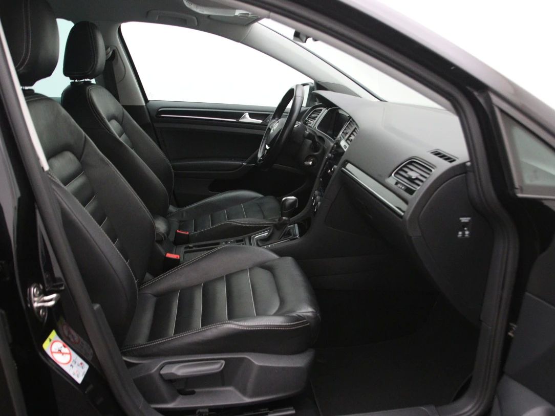 Volkswagen Golf | 13