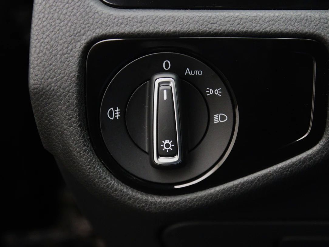 Volkswagen Golf | 26