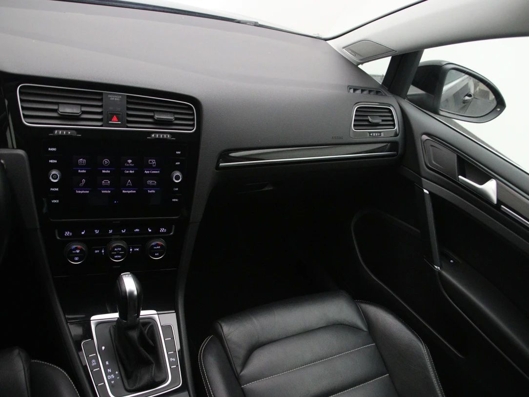 Volkswagen Golf | 20