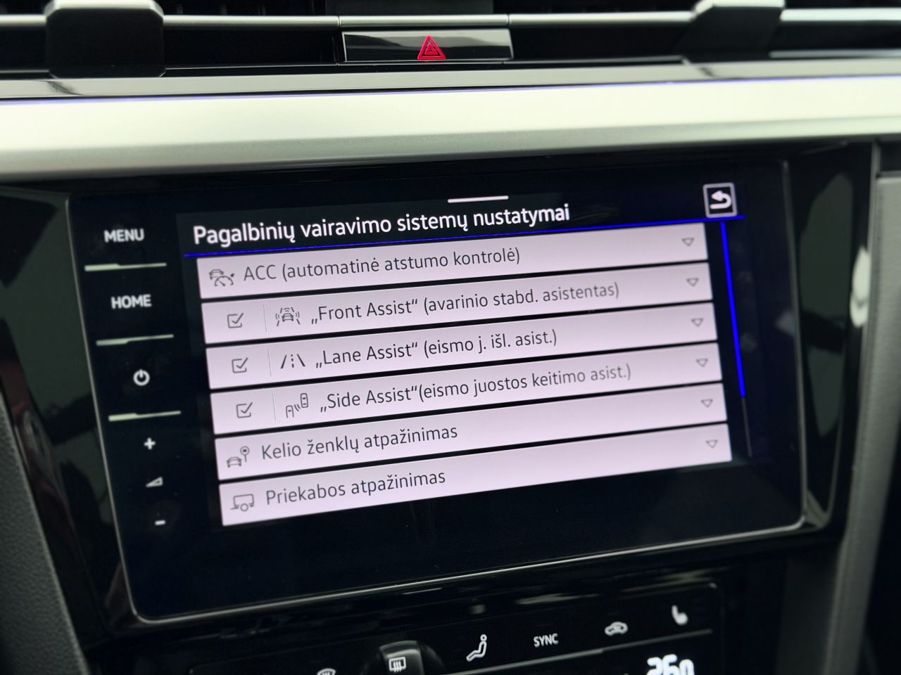 Volkswagen Arteon | 25