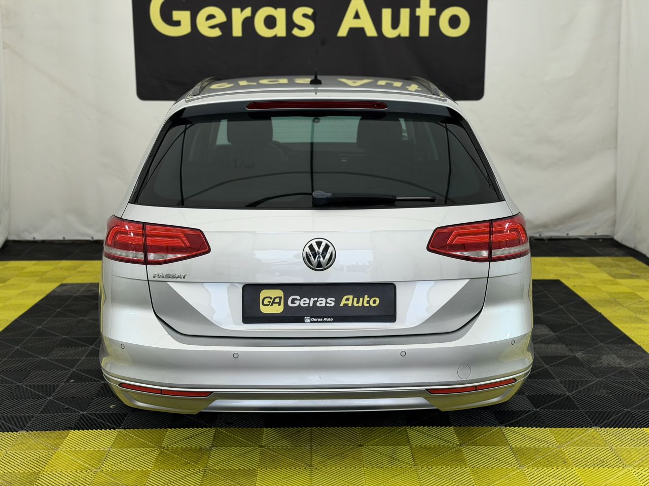 Volkswagen Passat | 4