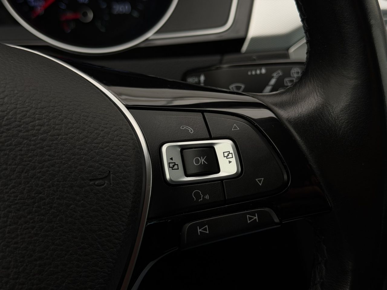 Volkswagen Passat | 21