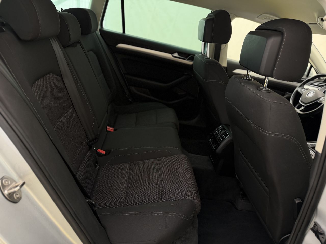 Volkswagen Passat | 11