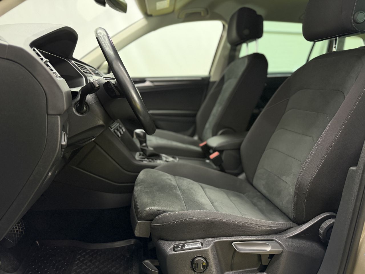 Volkswagen Tiguan | 9