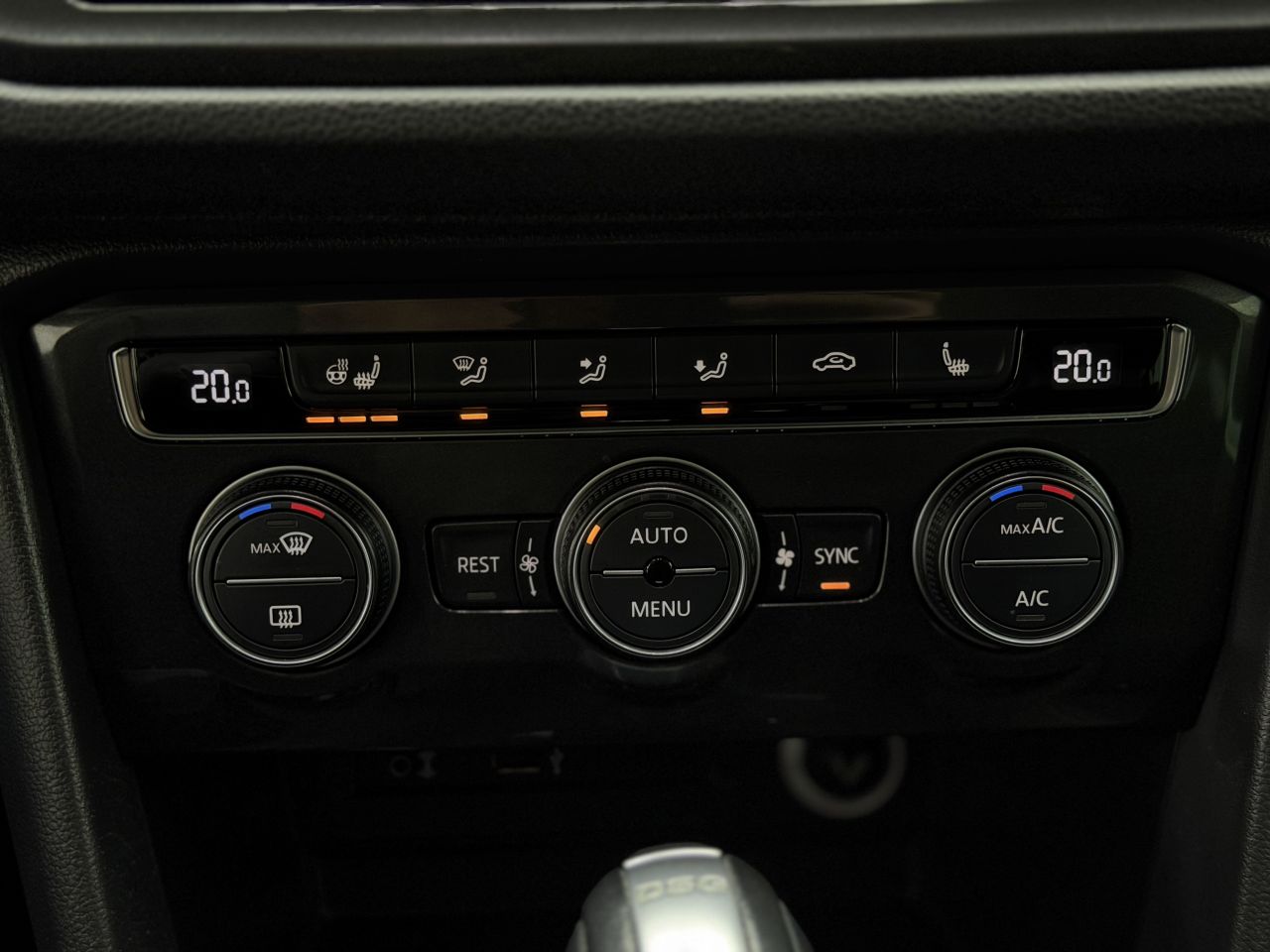 Volkswagen Tiguan | 21