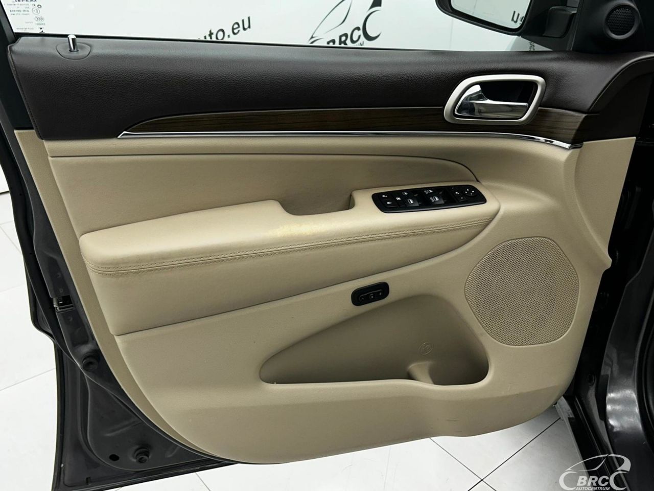 Jeep Grand Cherokee | 10